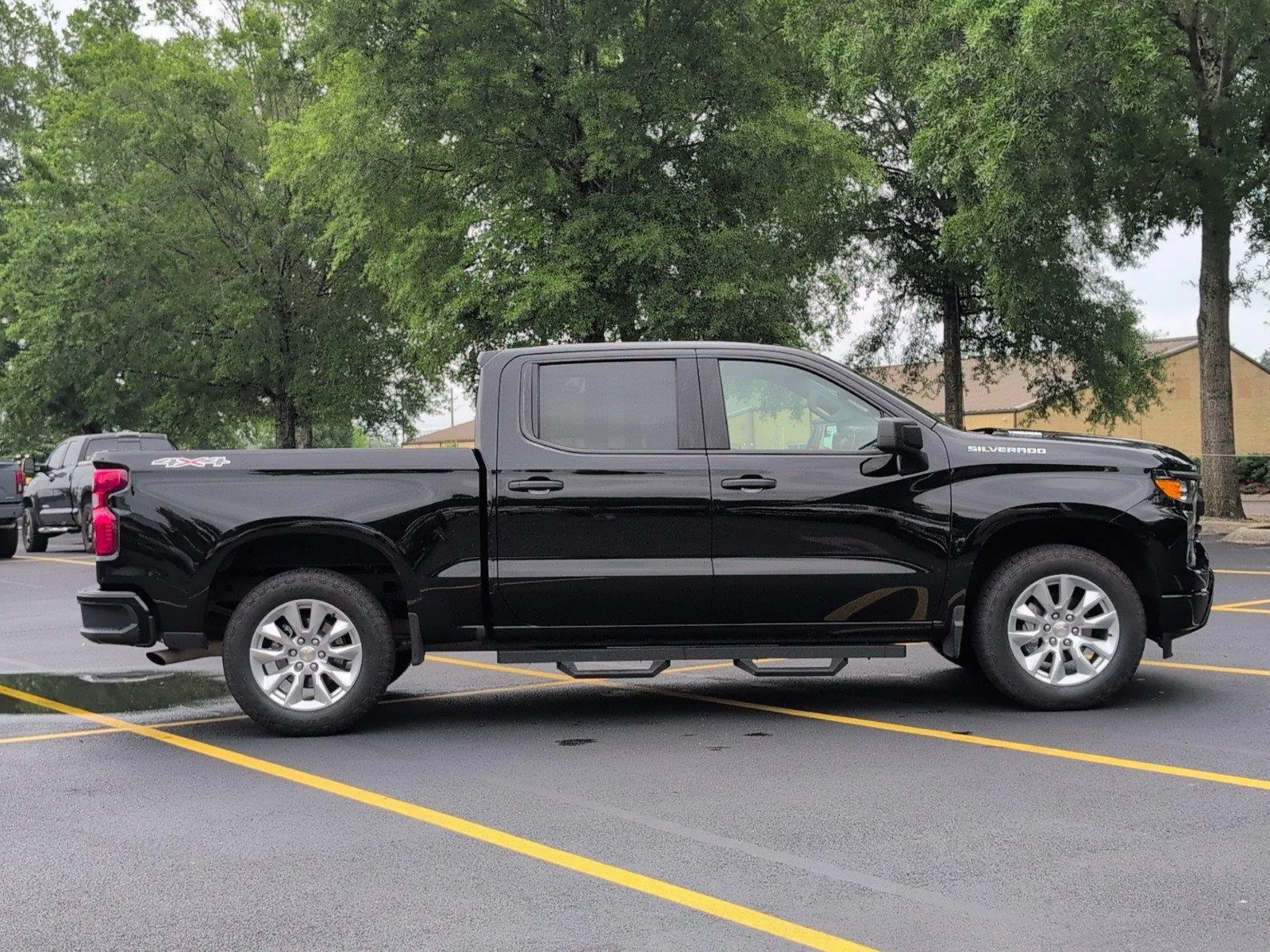 Used 2025 Black Chevrolet Custom image 7