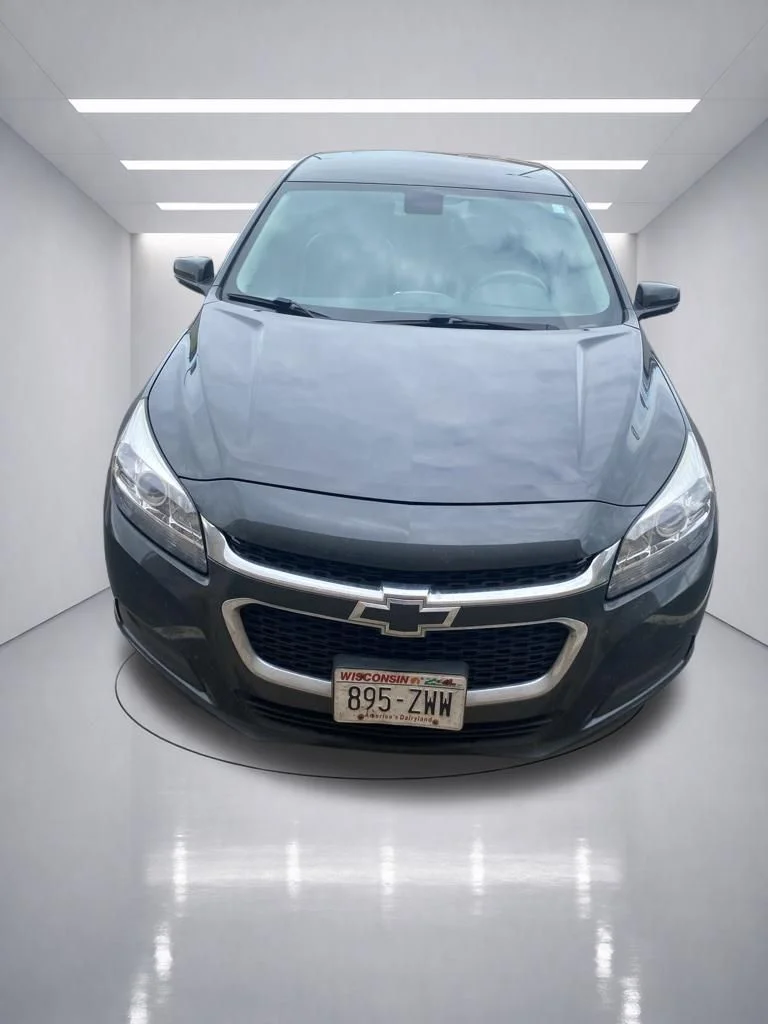 Used 2015 Ashen Gray Metallic Chevrolet LT image 3