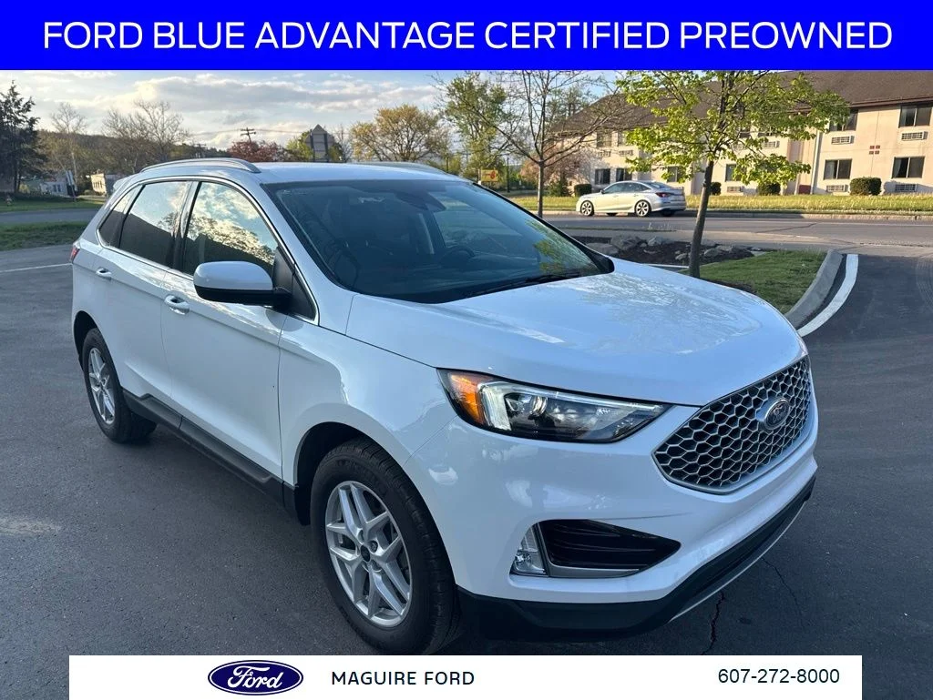 2024 Ford Edge SEL AWD's photo