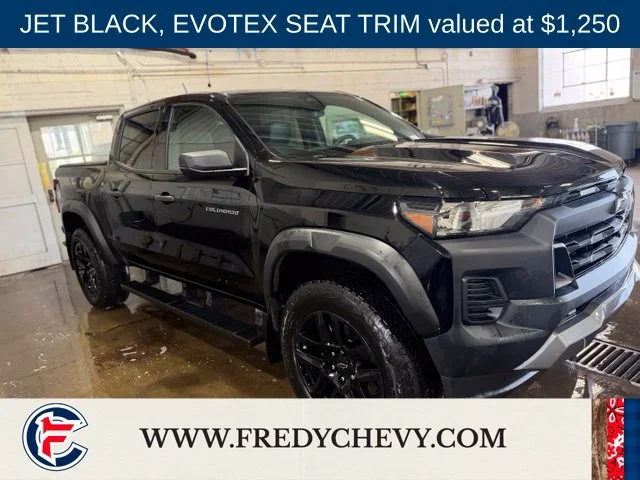 Used 2024 Black Chevrolet Trail Boss image 3