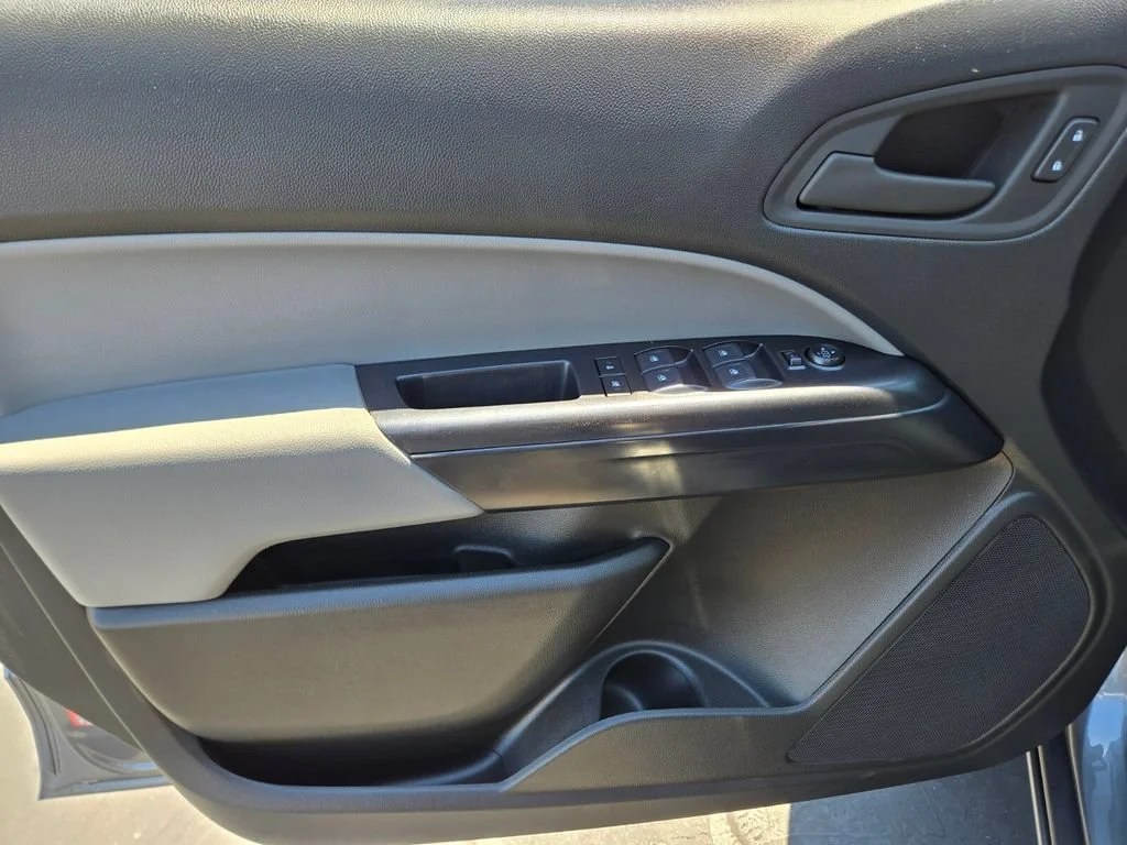 Used 2022 Satin Steel Metallic Chevrolet WT image 18