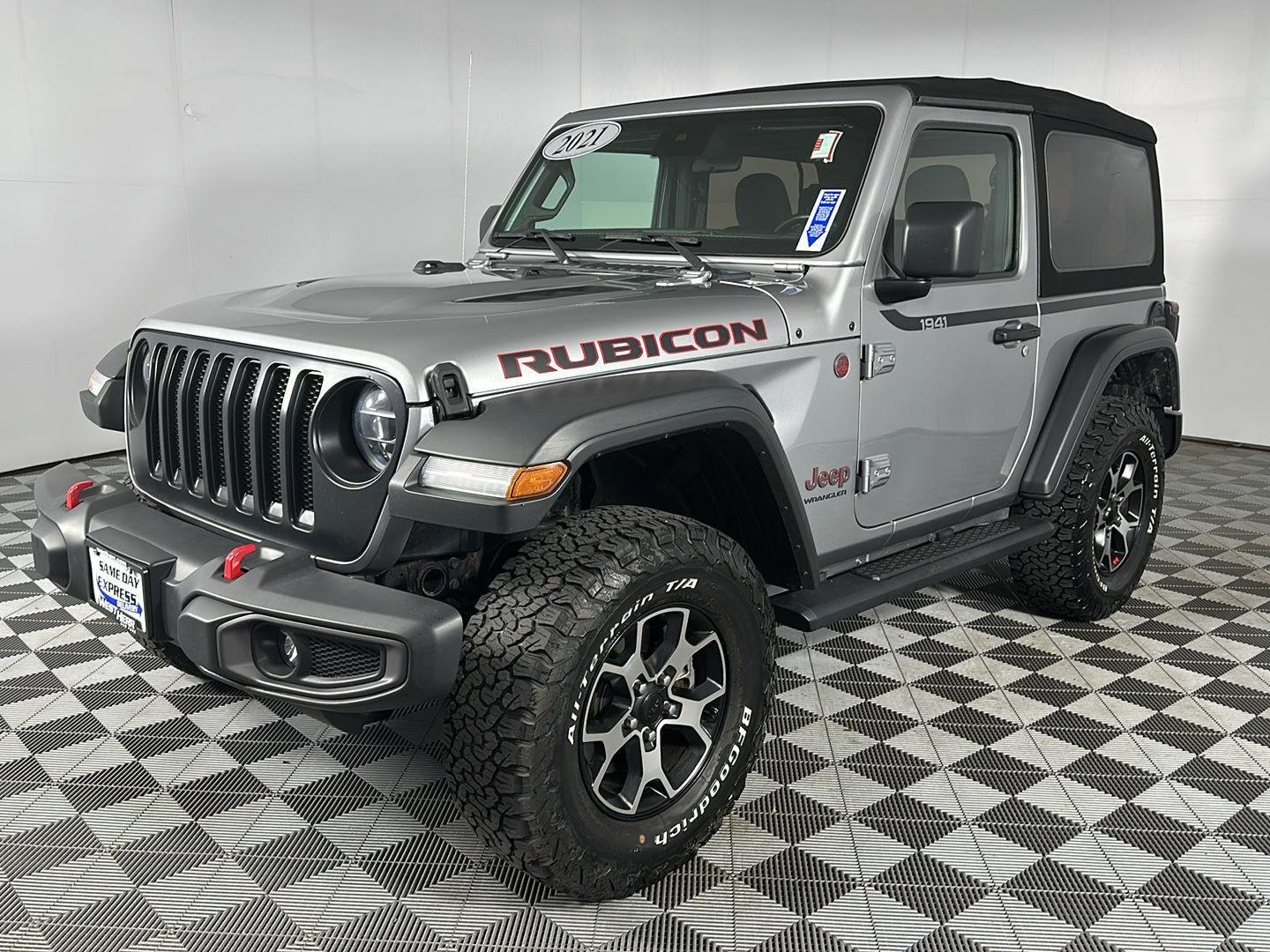 Used 2021 Billet Silver Metallic Clearcoat Jeep Rubicon image 6