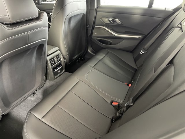 New 2026 Black Sapphire Metallic BMW 330i xDrive image 15