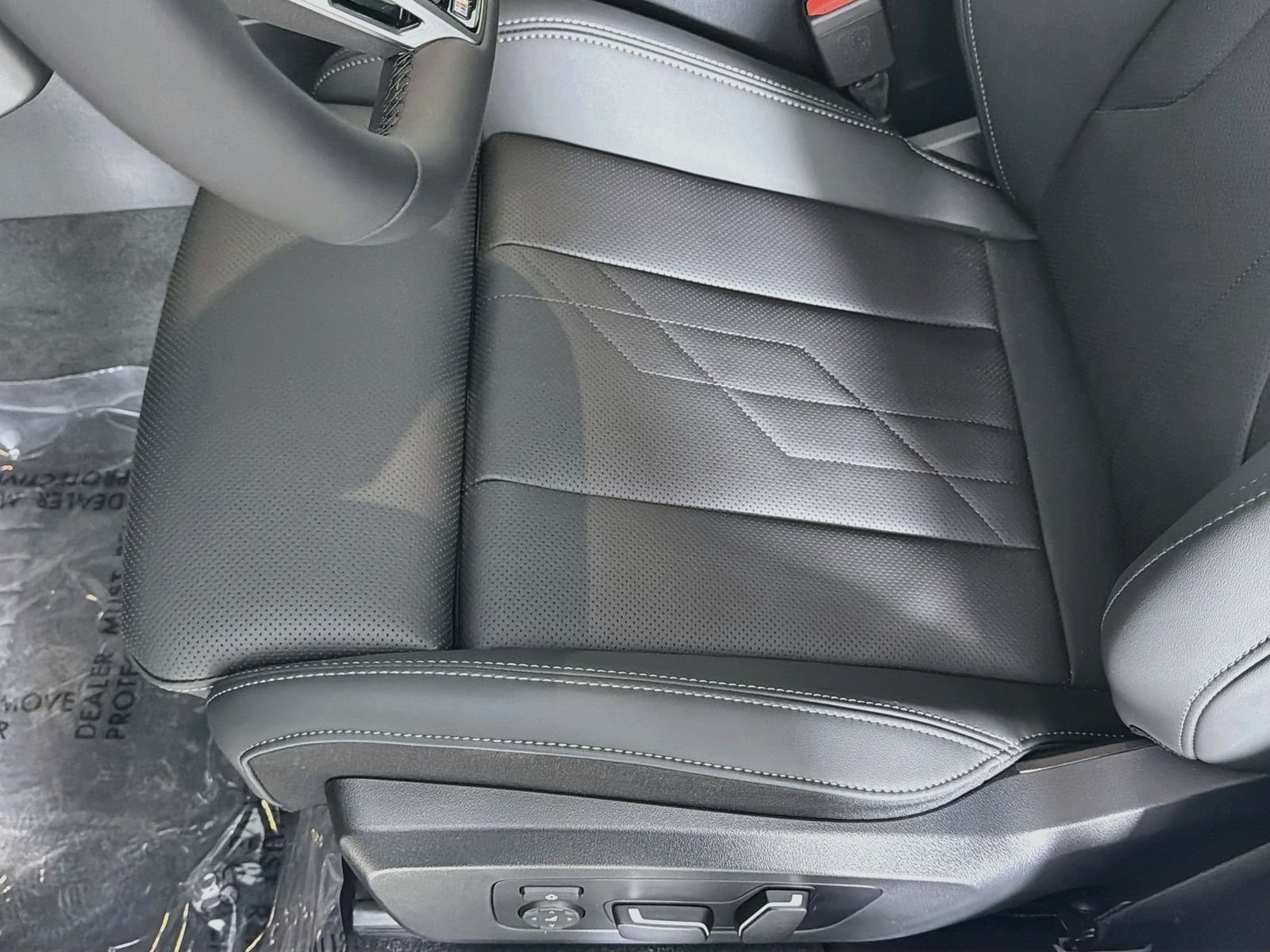 New 2026 Brooklyn Grey Metallic BMW 30 xDrive image 17
