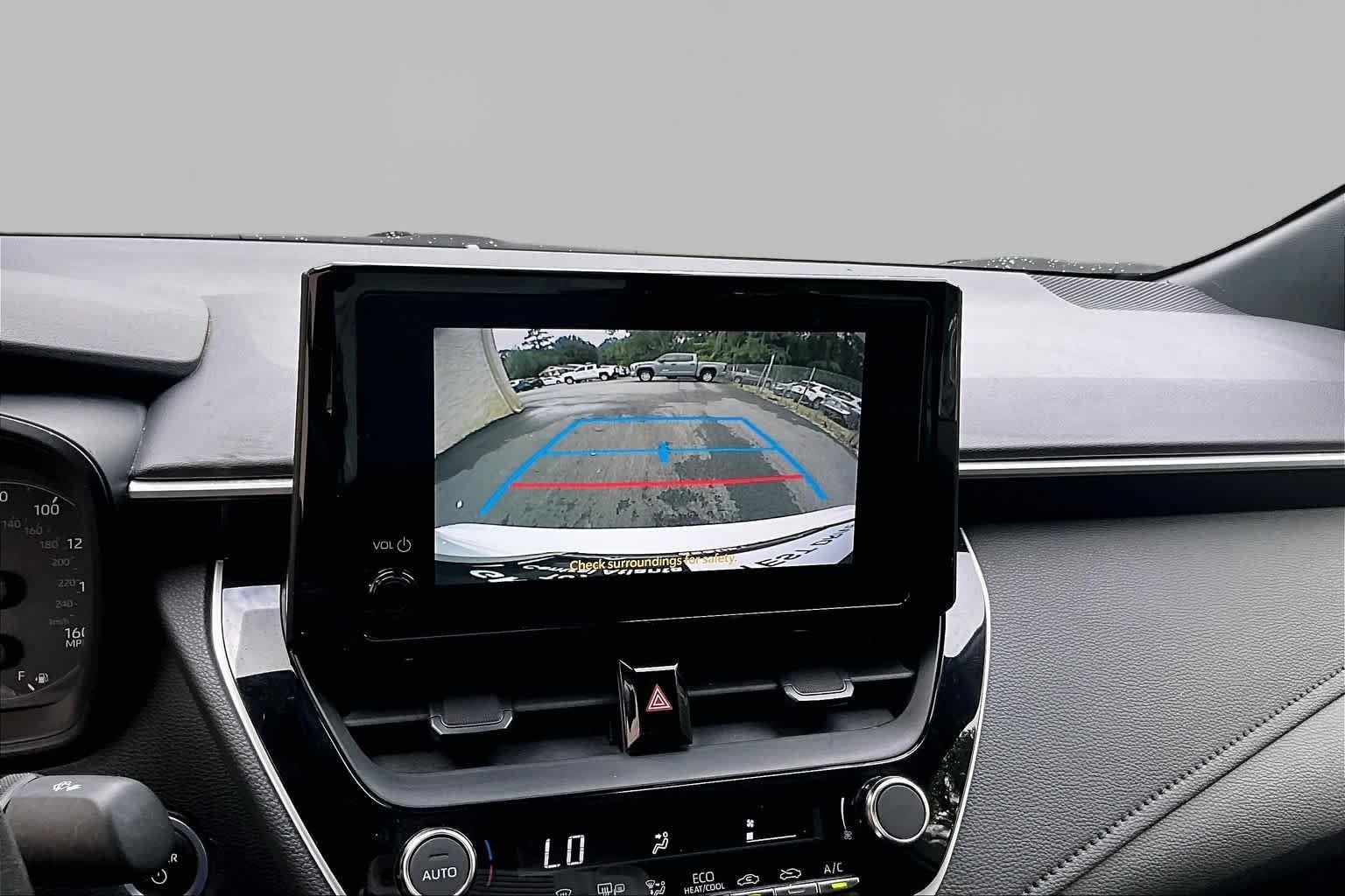 Used 2024 Ice Cap Toyota Hybrid SE image 27