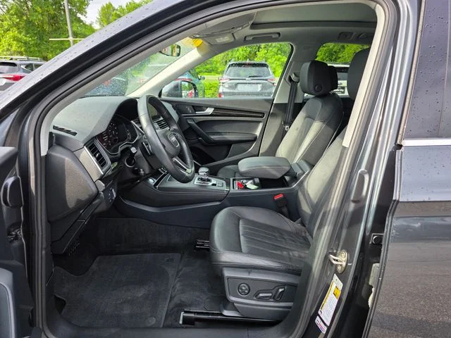 Used 2019 Gray Metallic Audi 2.0T Premium Plus image 17
