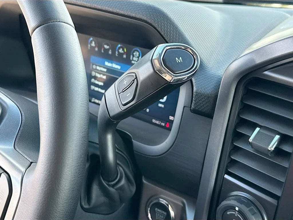 Used 2024 Agate Black Metallic Ford XLT image 15