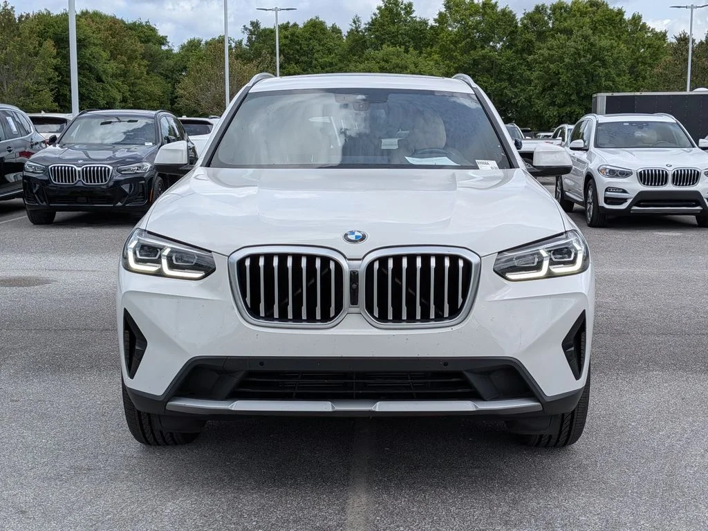 Used 2023 White BMW sDrive30i image 8