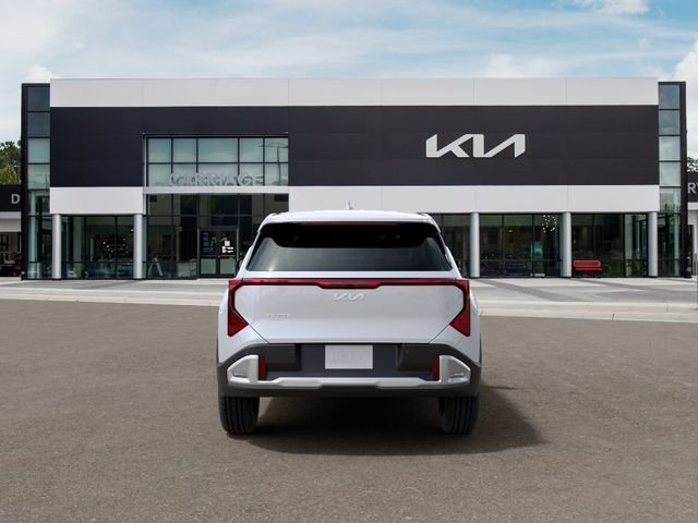 New 2027 Snow White Pearl Kia S image 5