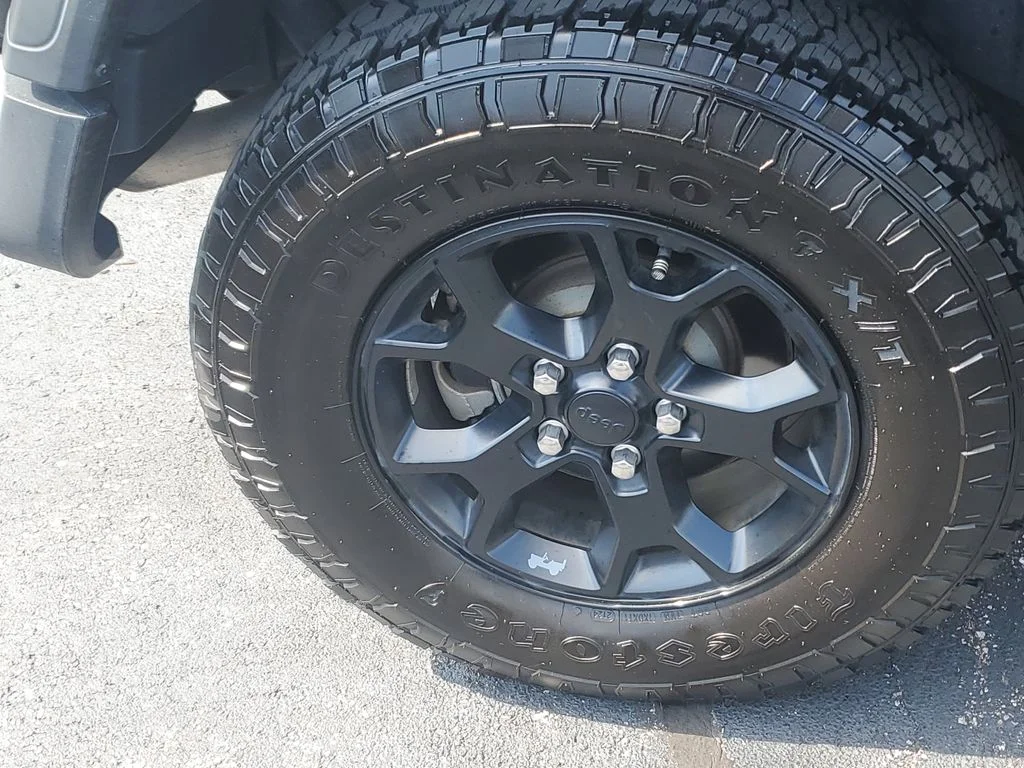 Used 2021 Black Jeep Unlimited Willys image 6