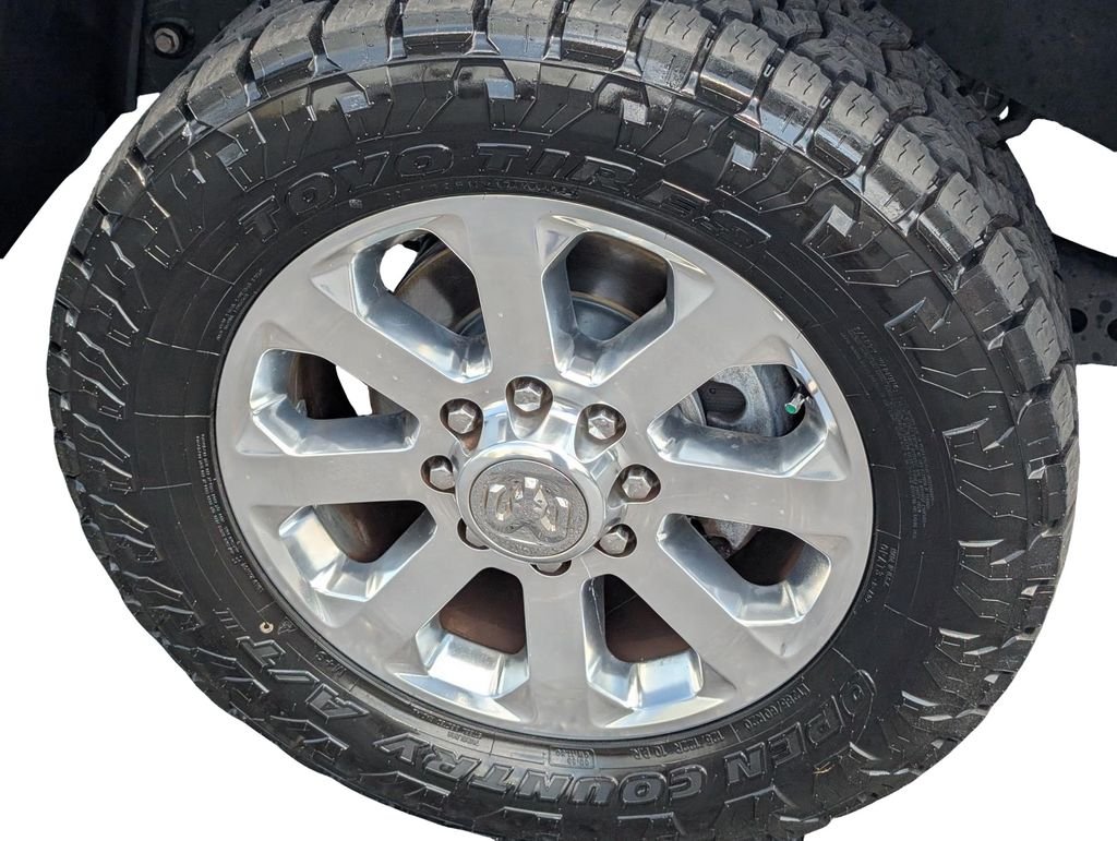 Used 2019 Silver Ram Big Horn image 12