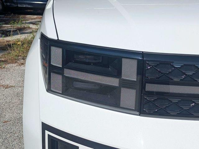 New 2027 White Hyundai Calligraphy image 9