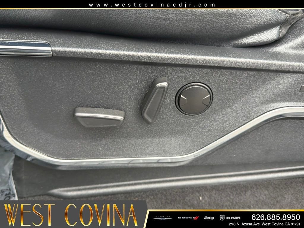 Used 2023 Black Ford Lariat image 22