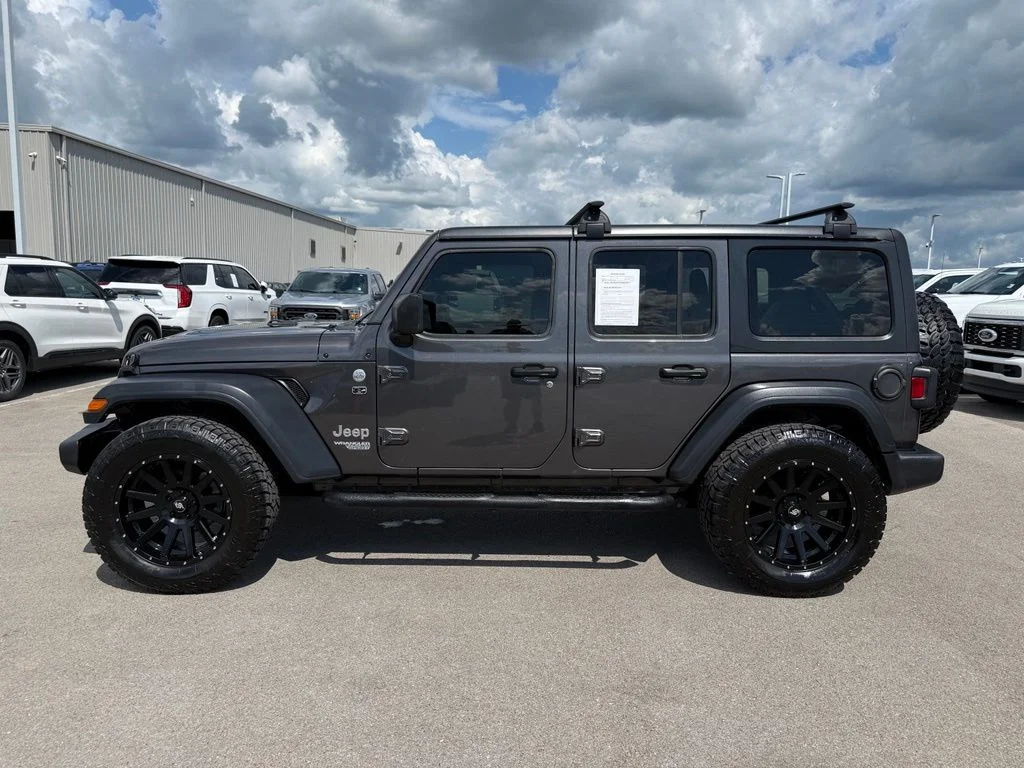 Used 2019 Gray Jeep Unlimited Sport S image 36