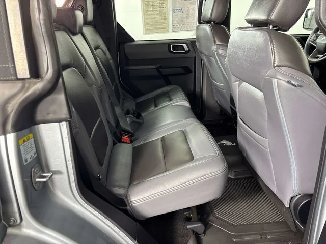 Used 2023 Silver Ford Base image 10