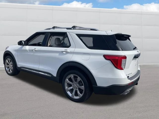 Used 2020 White Ford Platinum image 3