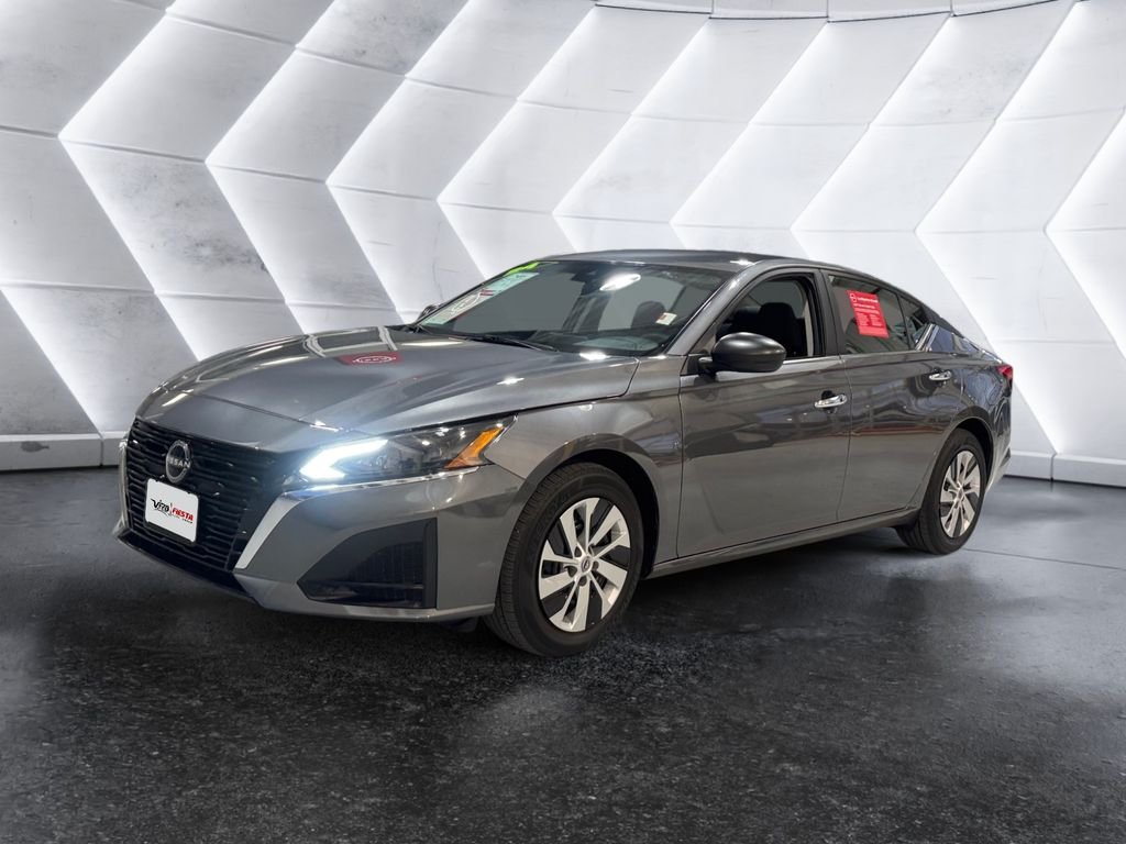 Used 2025 Gray Nissan 2.5 S image 3
