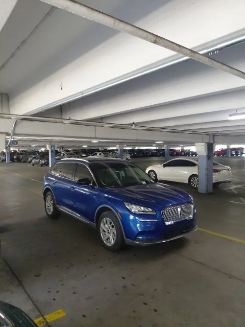 Used 2020 Blue Lincoln Standard image 1