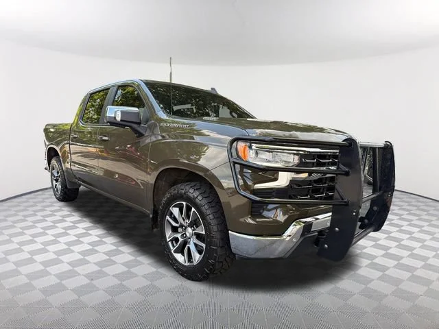 Used 2024 Harvest Bronze Metallic Chevrolet LT image 3