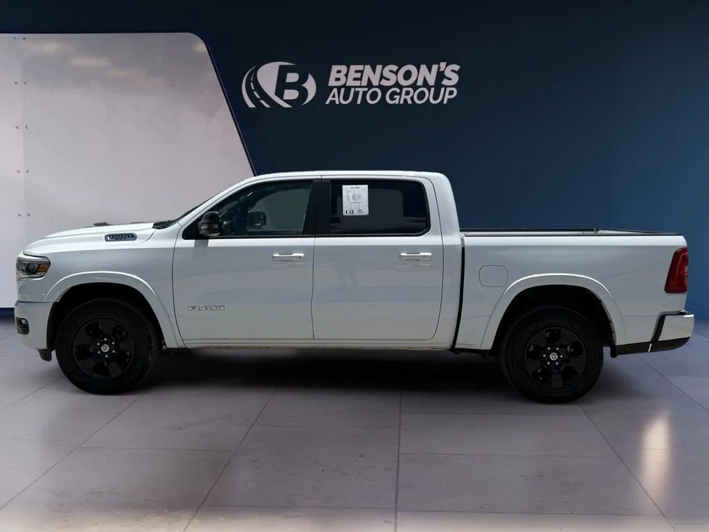 Used 2025 White Ram Big Horn/Lone Star image 2