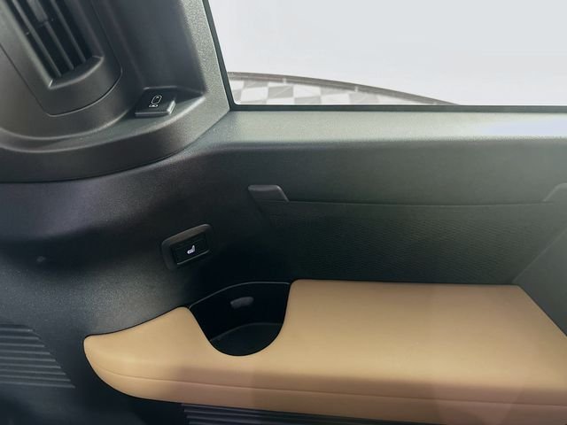 2026 Land Rover Defender V8 - Photo 26