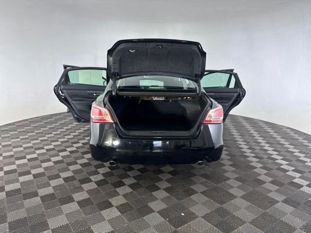 Used 2013 Black Nissan 2.5 SL image 18