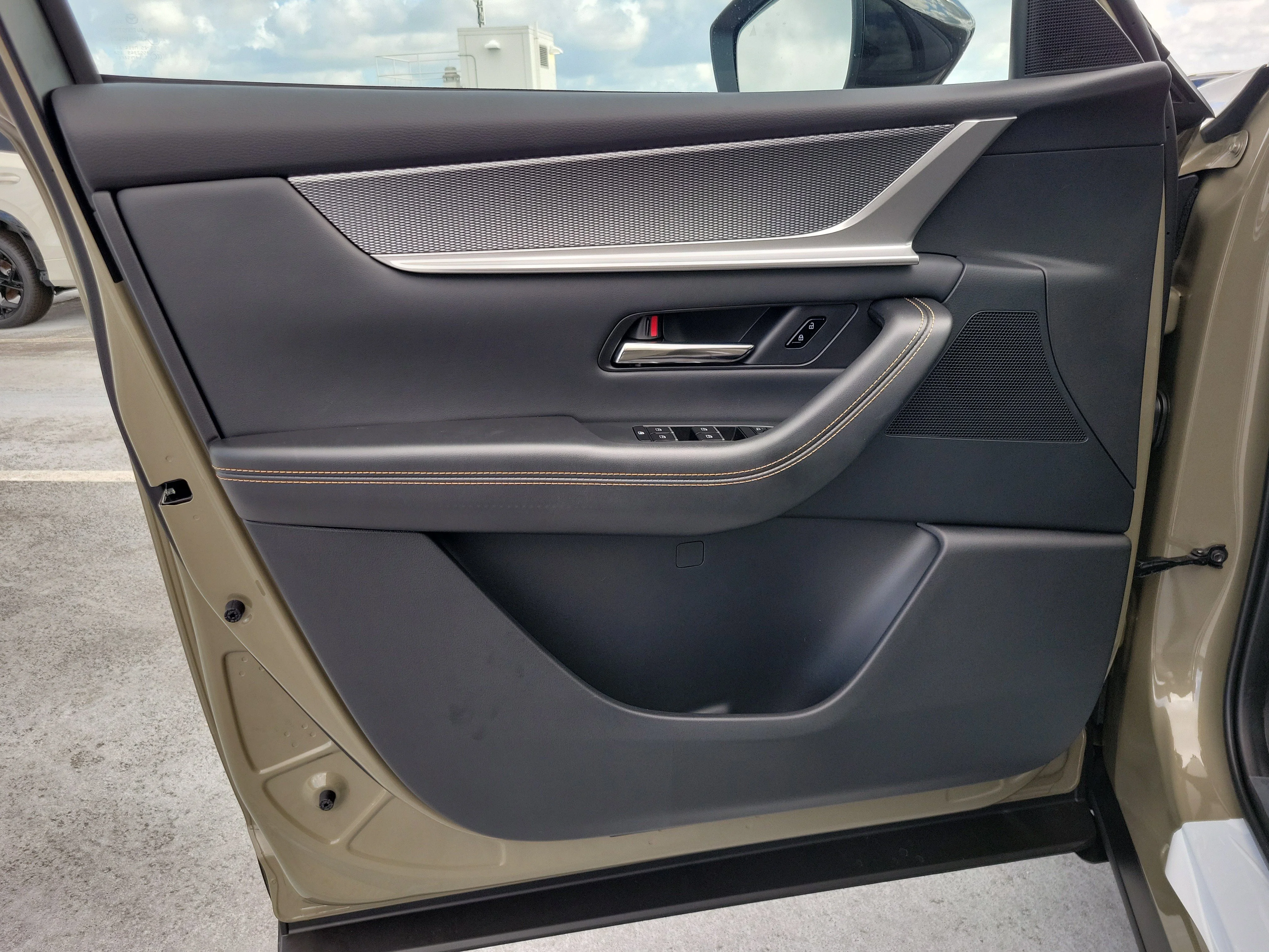 New 2026 Zircon Sand Metallic Mazda SC Plus AWD image 8