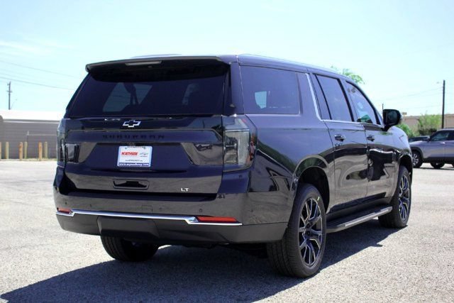 2026 Chevrolet Suburban LT - Photo 6