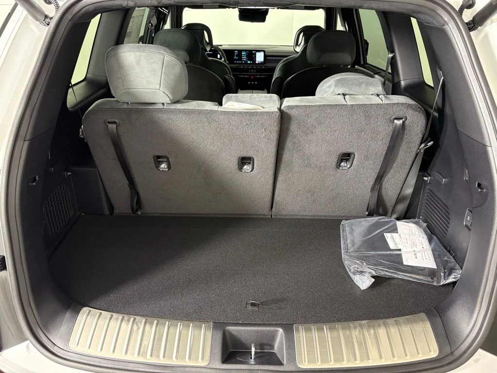 New 2027 Glacial White Pearl Kia X-Line SX Prestige image 42