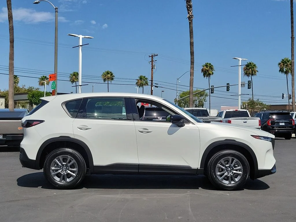 New 2026 Rhodium White Metallic Mazda 2.5 S AWD image 27