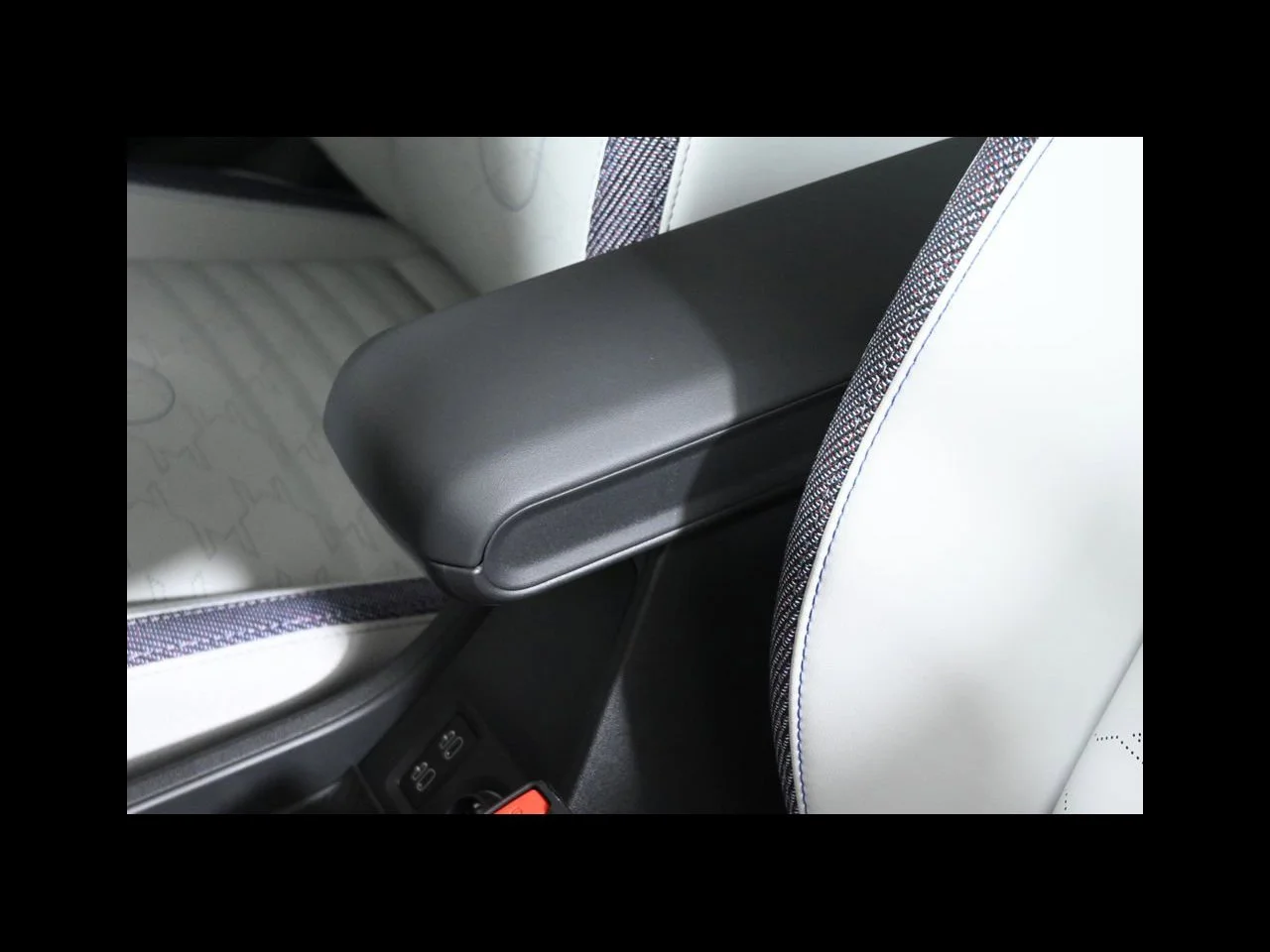 2026 MINI Hardtop 2 Door S - Photo 23
