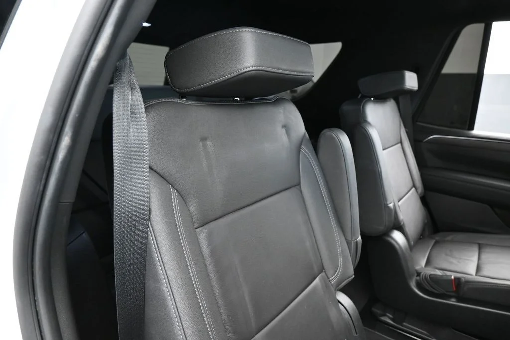 Used 2023 Iridescent Pearl Tricoat Chevrolet LT image 47
