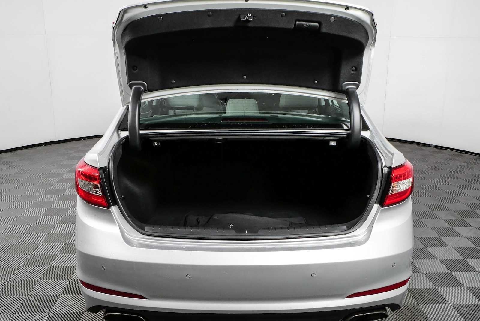 Used 2017 Symphony Silver Hyundai Limited image 31