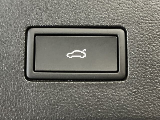 New 2026 White Volkswagen 2.0T SEL image 6