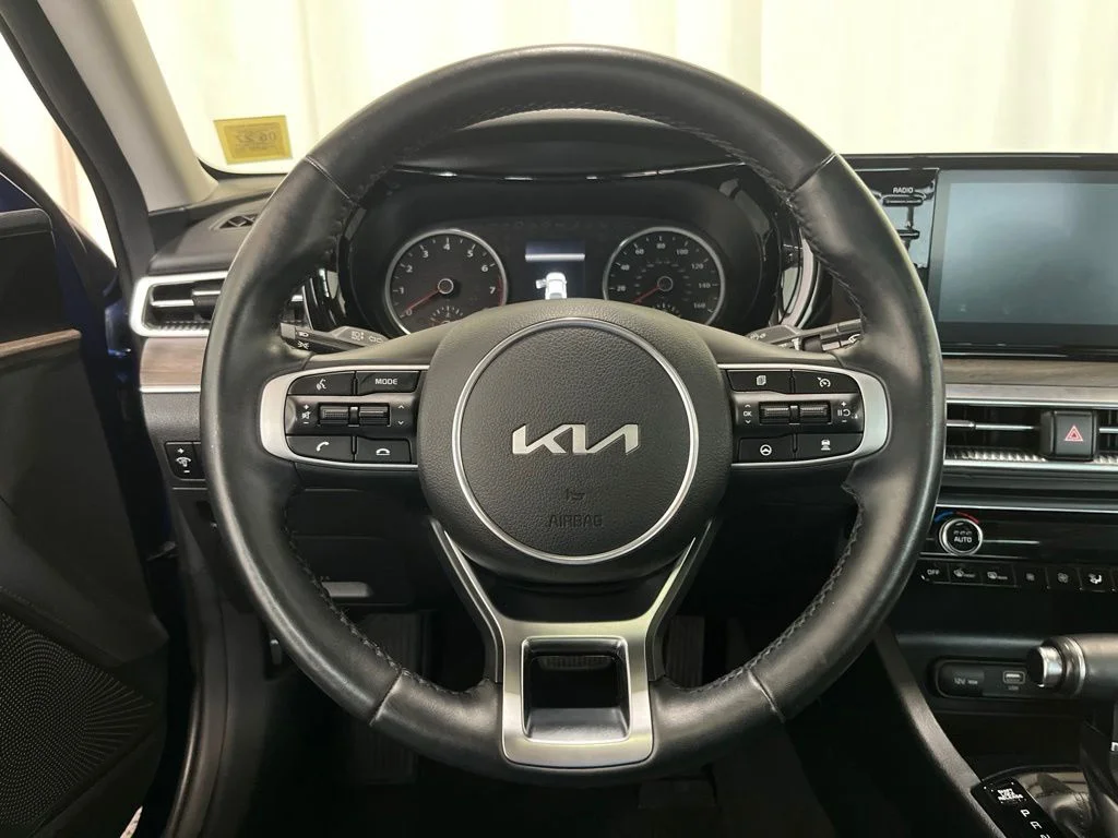 Used 2023 Blue Kia EX image 6