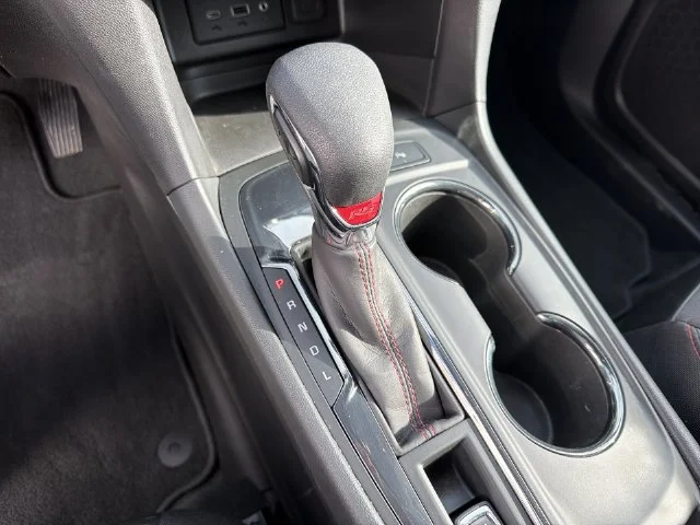 Used 2024 White Chevrolet RS image 28