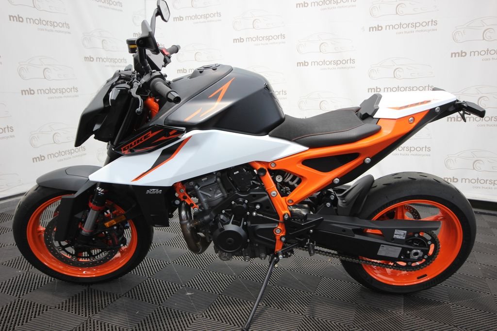 Used 2026 Orange KTM Sport image 4