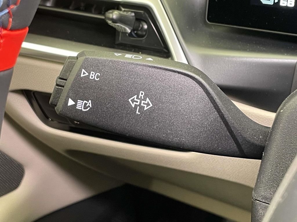 2025 BMW i4 M50 - Photo 37