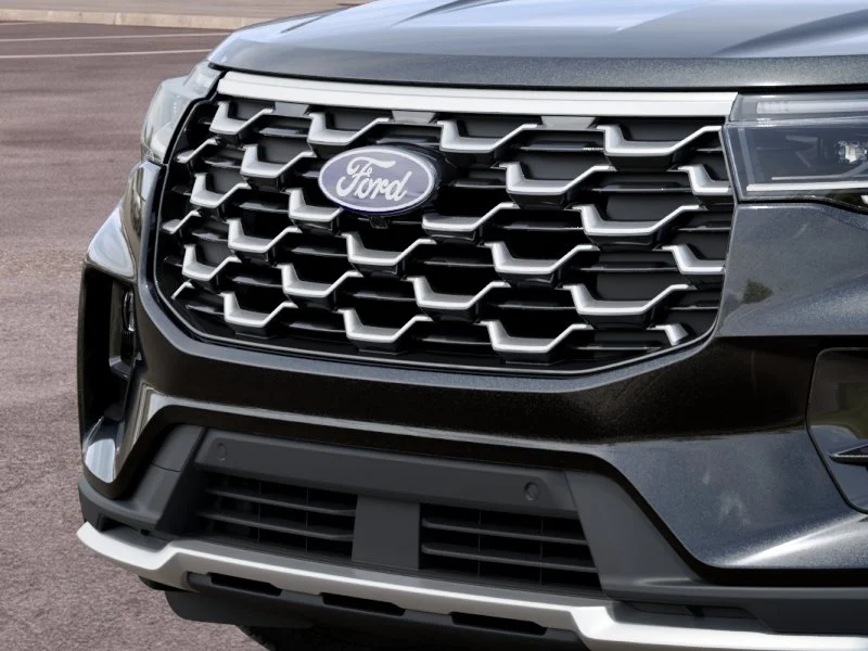 New 2027 Agate Black Metallic Ford Platinum™ image 36