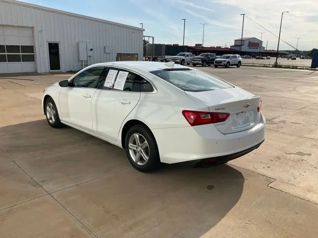 Used 2024 White Chevrolet LT image 39