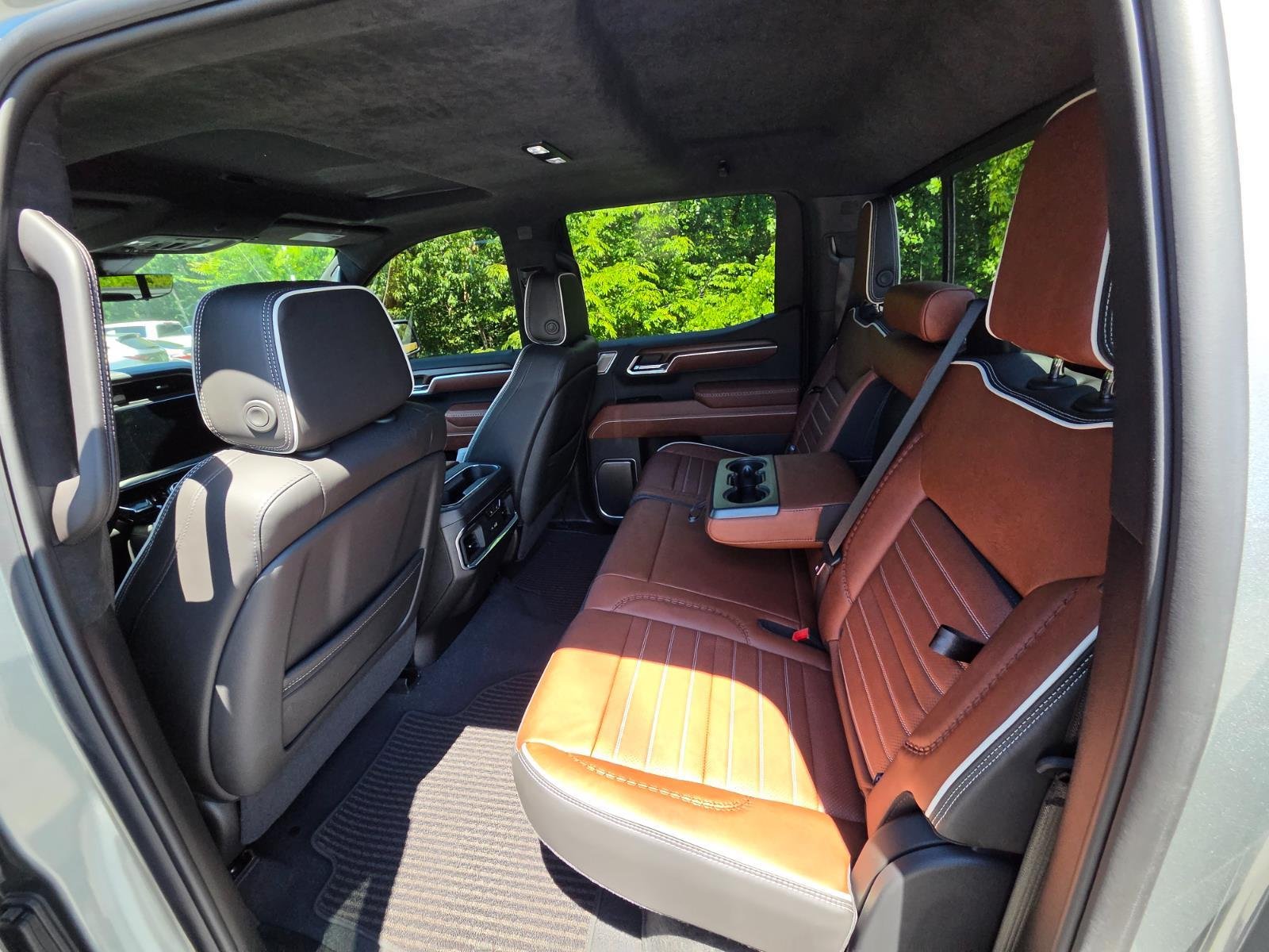 Used 2025 Sterling Metallic GMC Denali Ultimate image 13