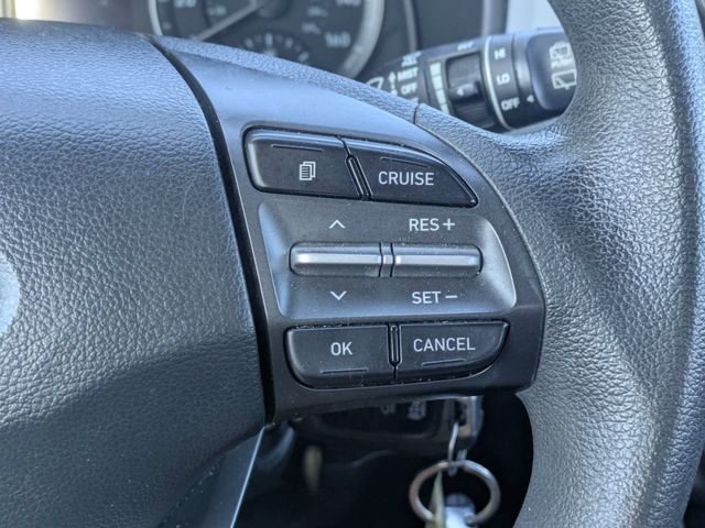Used 2021 Gray Hyundai SE image 25