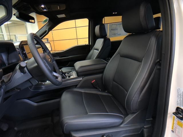 New 2026 Star White Metallic Tri-Coat Ford Lariat® image 10