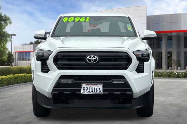 Used 2025 White Toyota SR5 image 10