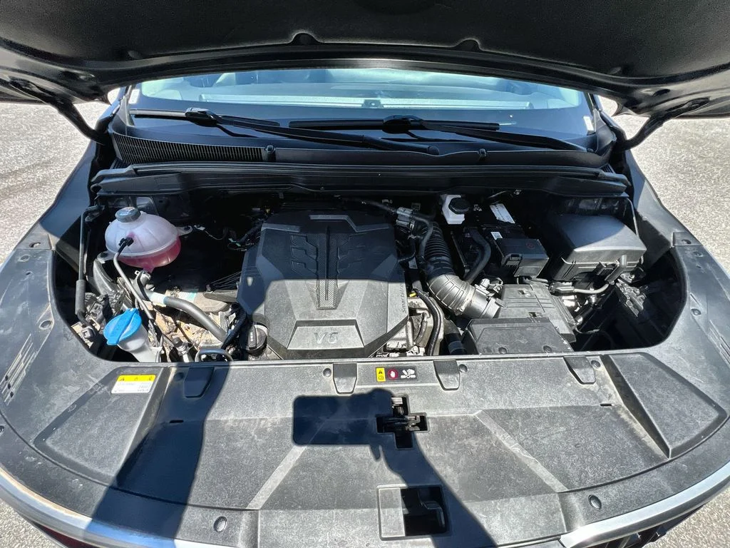 Used 2023 Black Kia LX Seat Package image 25
