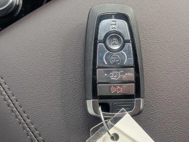 New 2026 Star White Metallic Tri-Coat Ford Platinum™ image 68