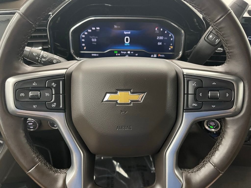 Used 2025 Cypress Gray Chevrolet LT image 19