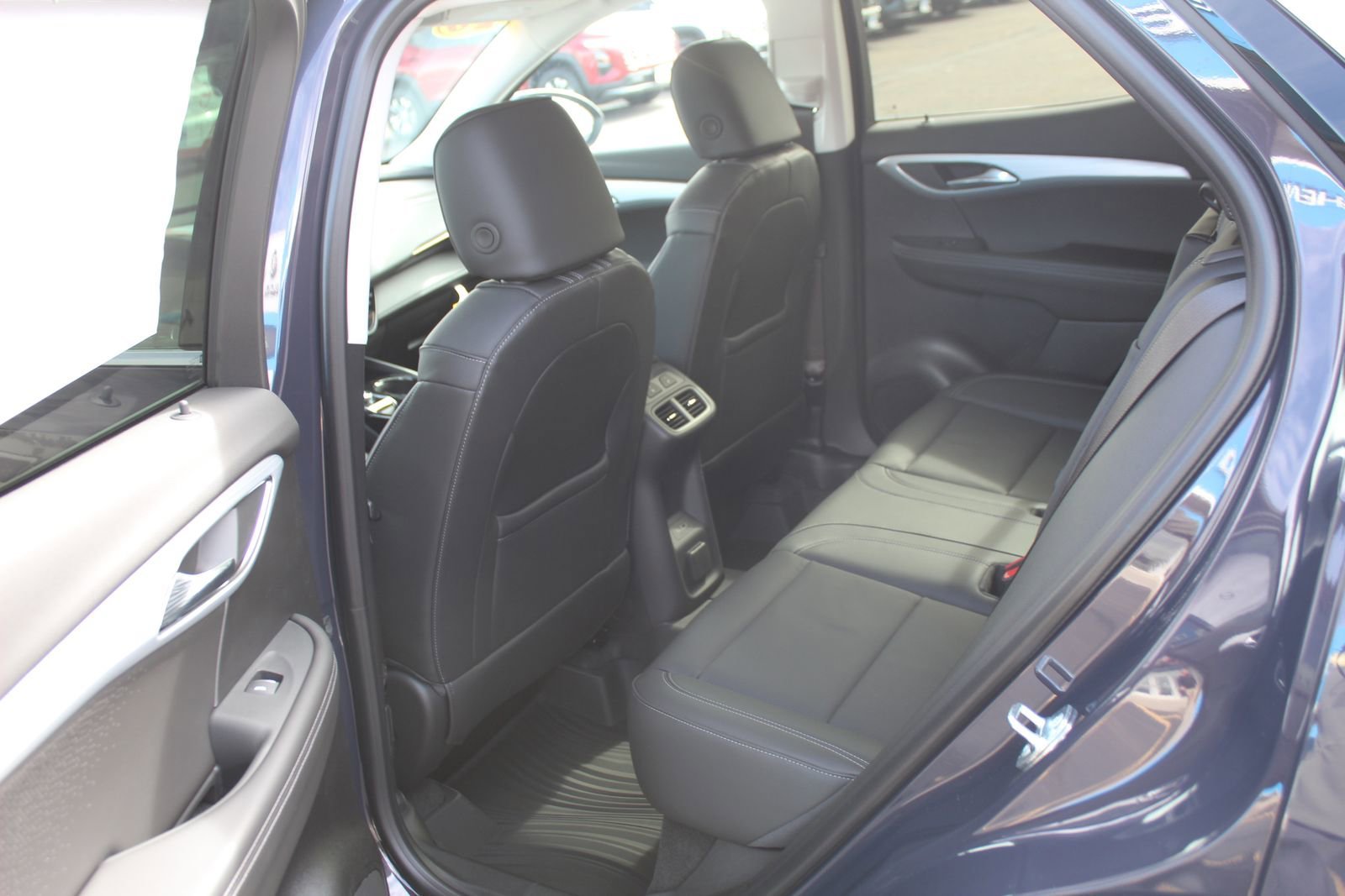 New 2026 Midnight Opal Buick Avenir image 9