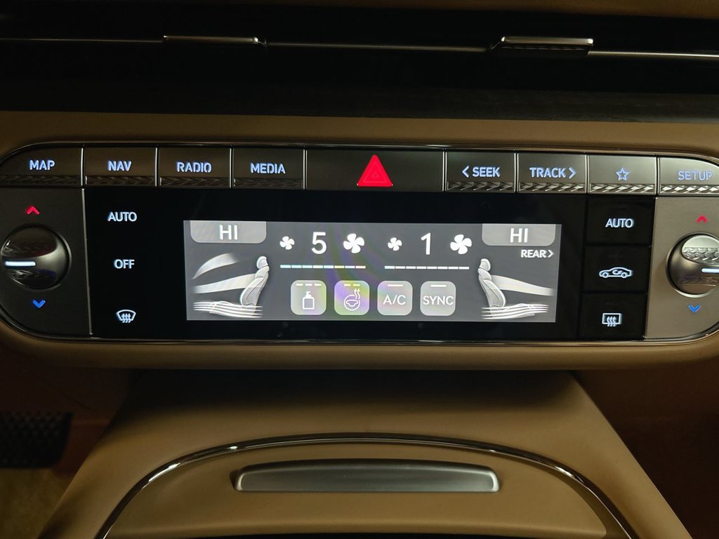 New 2026 Silver Genesis 3.5T e-SC image 27