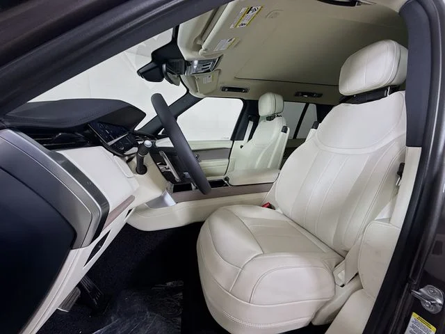 New 2026 Charente Grey Prem Met Land Rover SE image 11